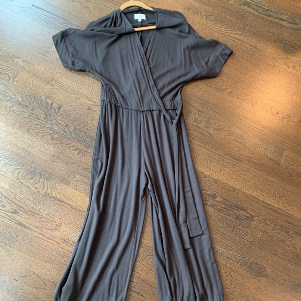 Black cotton jumper